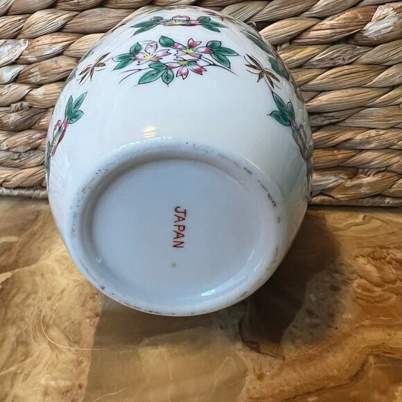 Rose Made in Japan 4” Vase - Picture 4 of 5